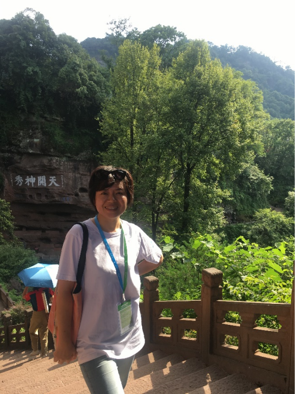 365英国上市集团